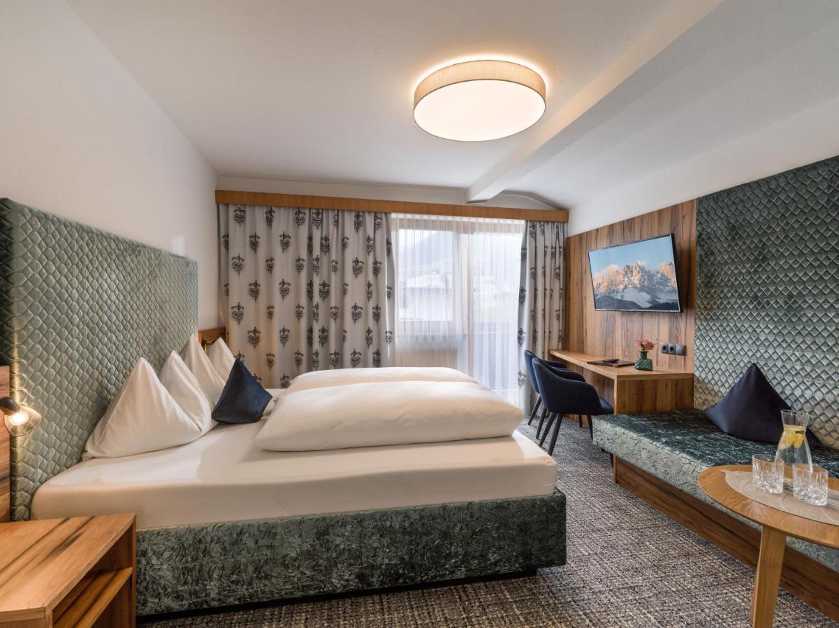 Hotel Landhaus Zillertal Fügen Dış mekan fotoğraf