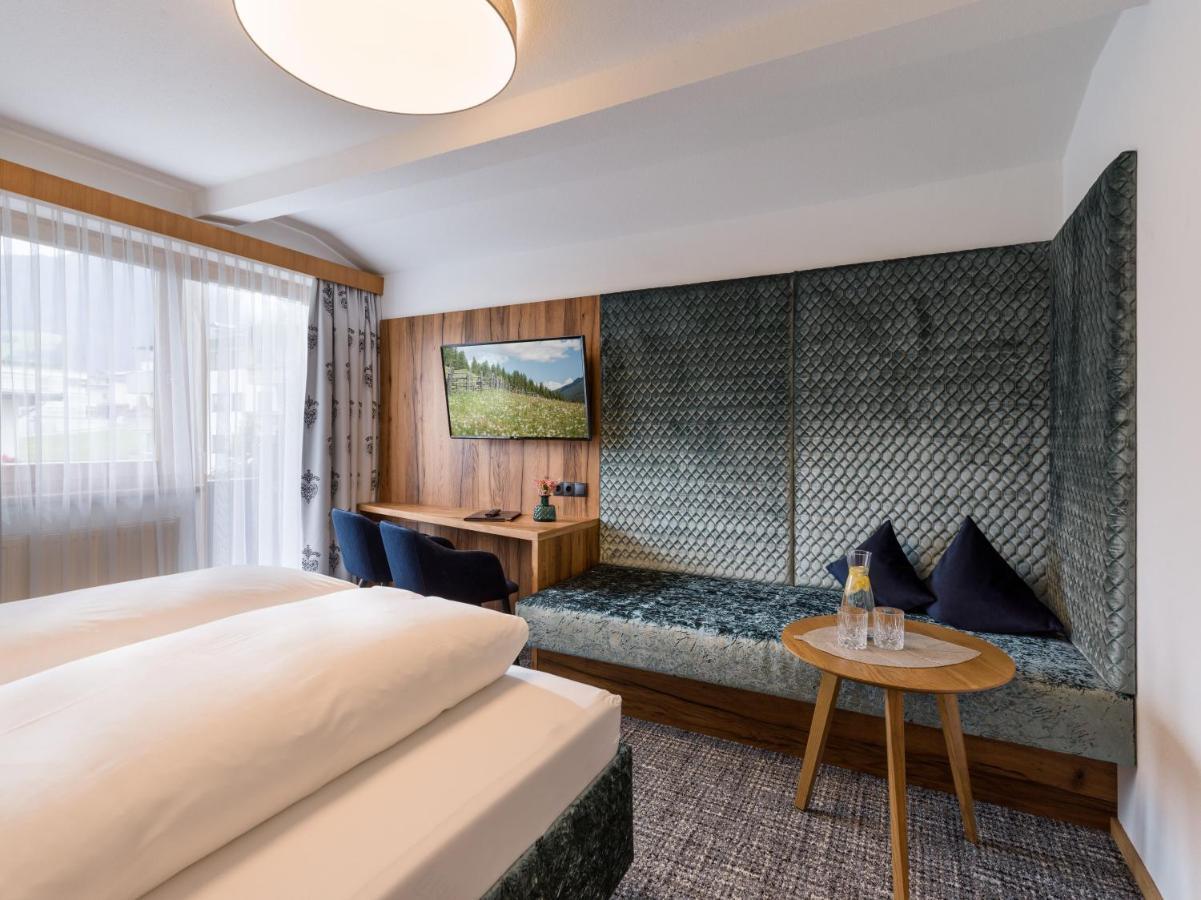 Hotel Landhaus Zillertal Fügen Dış mekan fotoğraf