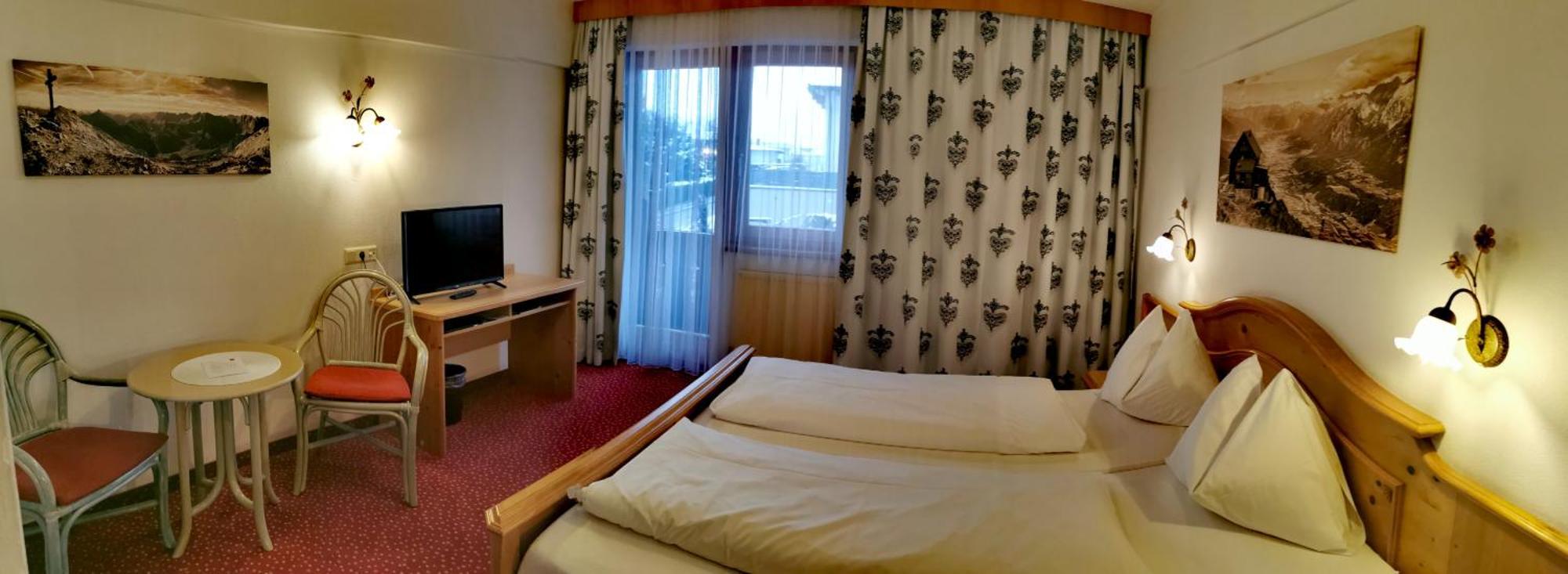 Hotel Landhaus Zillertal Fügen Dış mekan fotoğraf