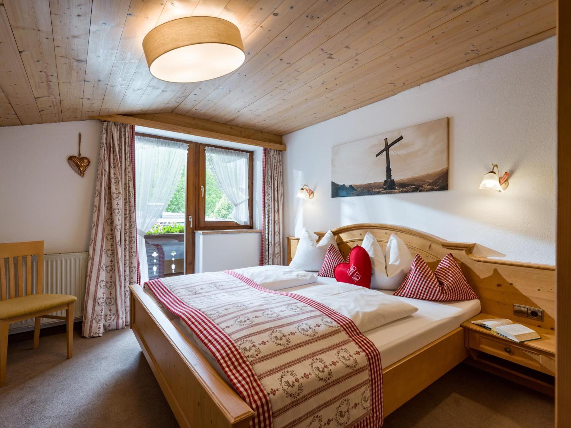 Hotel Landhaus Zillertal Fügen Dış mekan fotoğraf