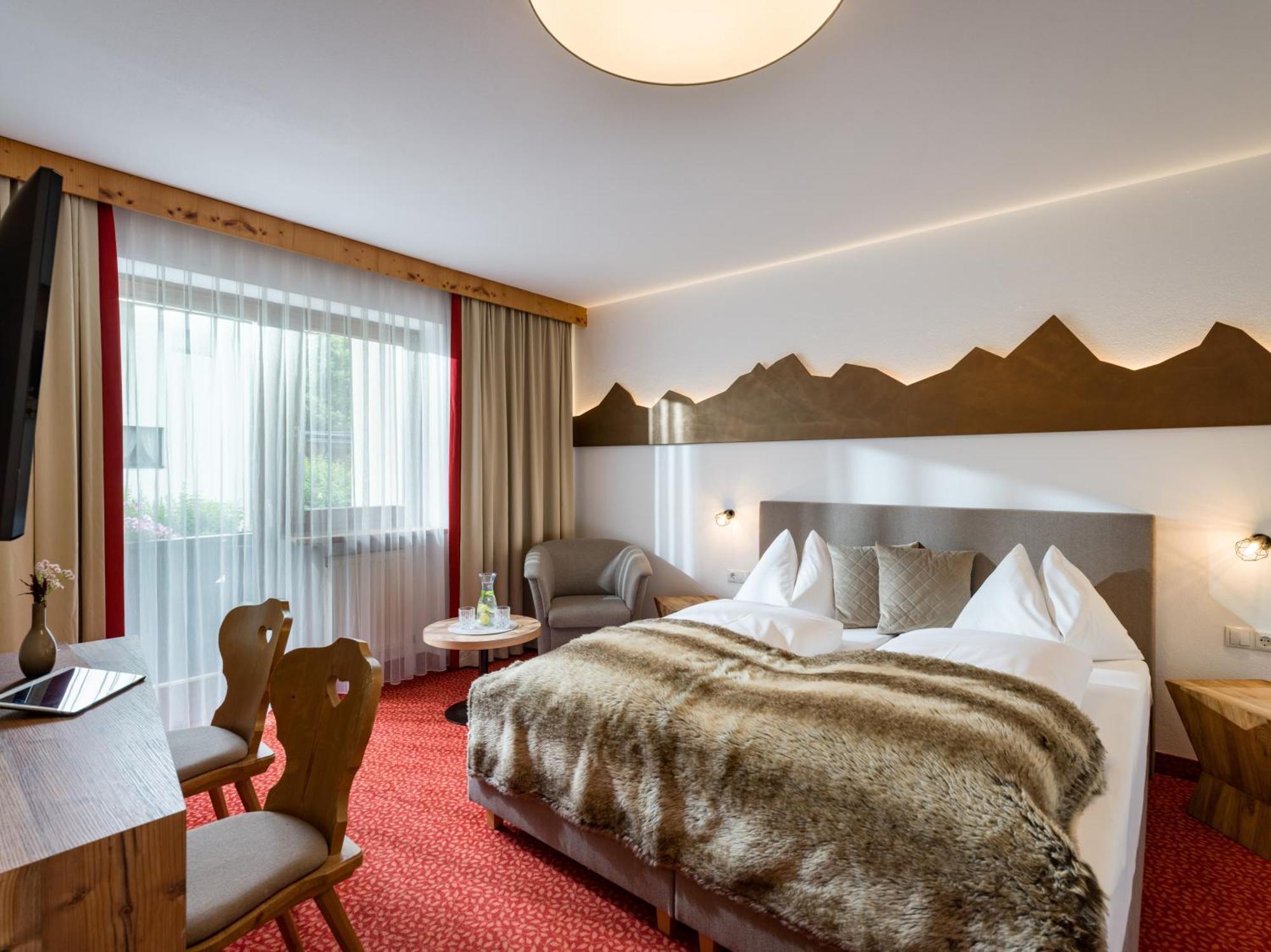 Hotel Landhaus Zillertal Fügen Dış mekan fotoğraf