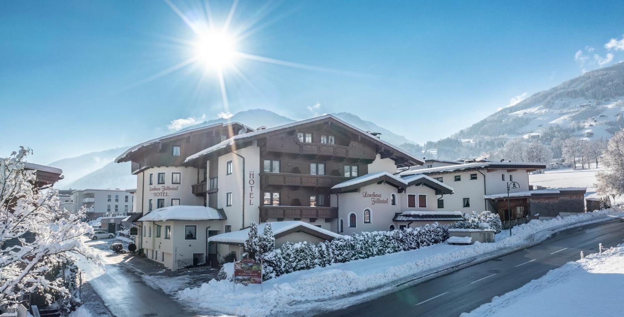 Hotel Landhaus Zillertal Fügen Dış mekan fotoğraf