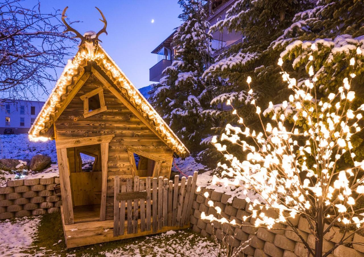 Hotel Landhaus Zillertal Fügen Dış mekan fotoğraf